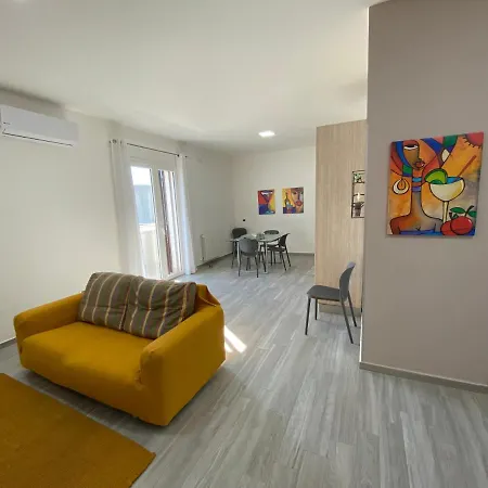 S.leone Homely Days Apartment