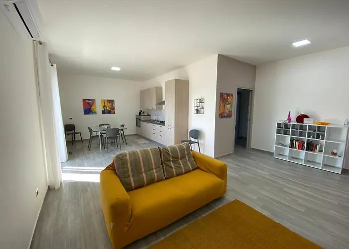 S.leone Homely Days אגריג'נטו