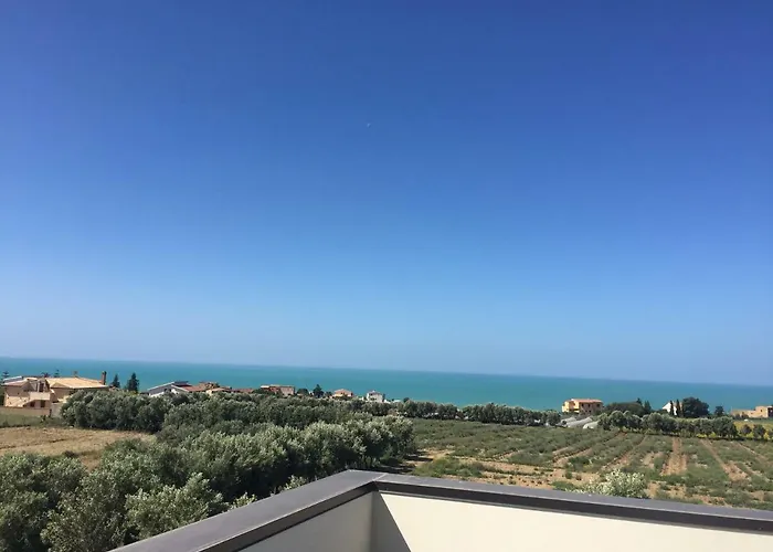 S.leone Homely Days אגריג'נטו