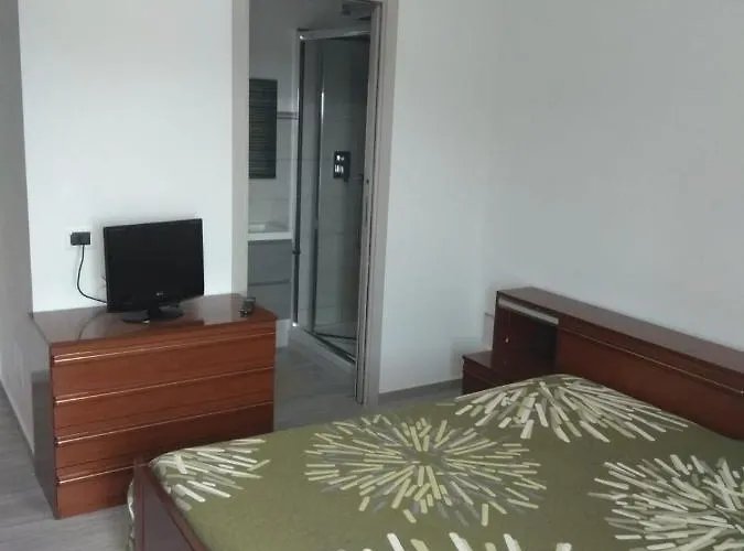 S.leone Homely Days Apartment *